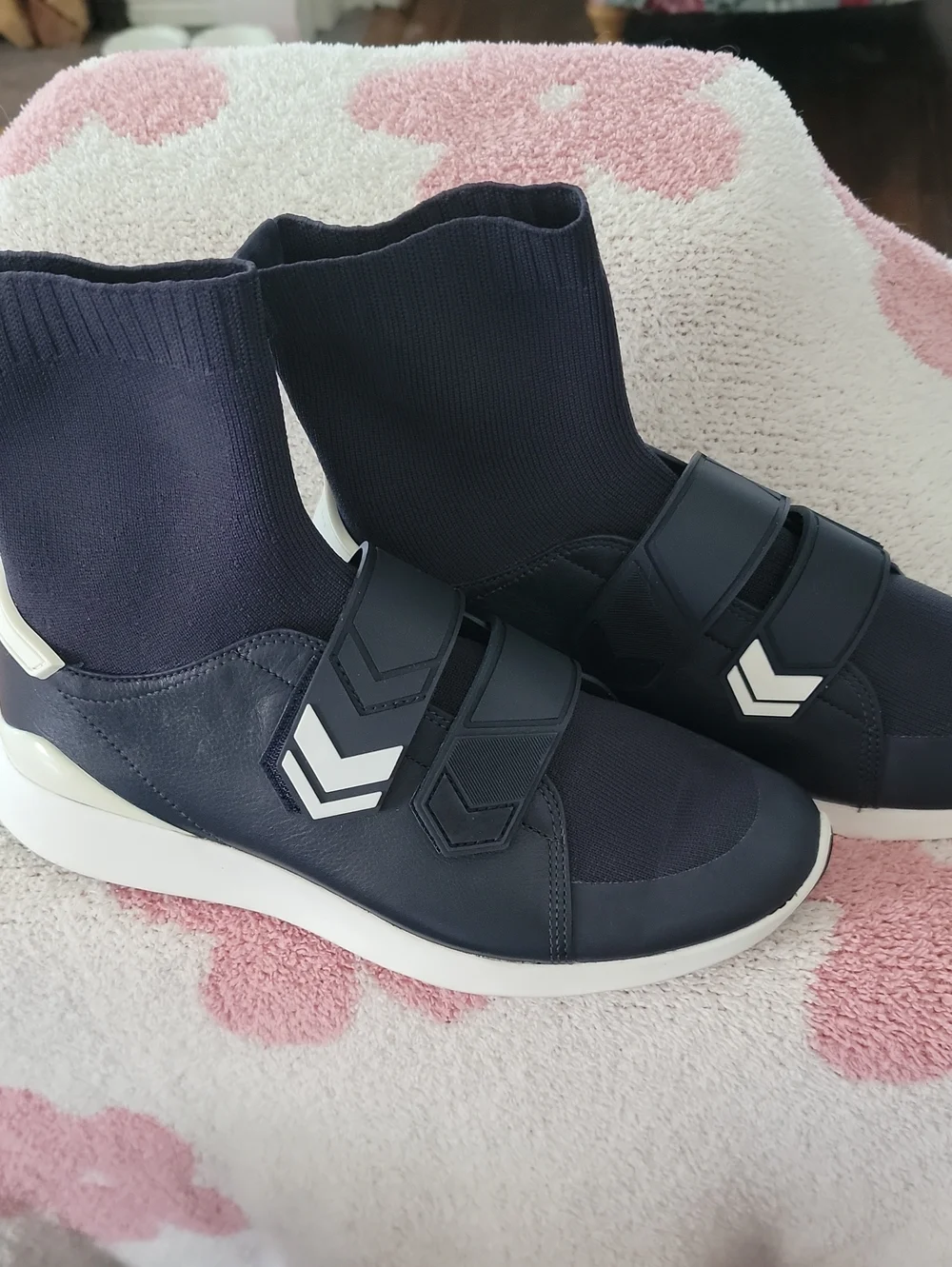 Tory Sport by Tory Burch Chevron Strap Sock Sneakers. Navy Women's Size 9.5 NWOT